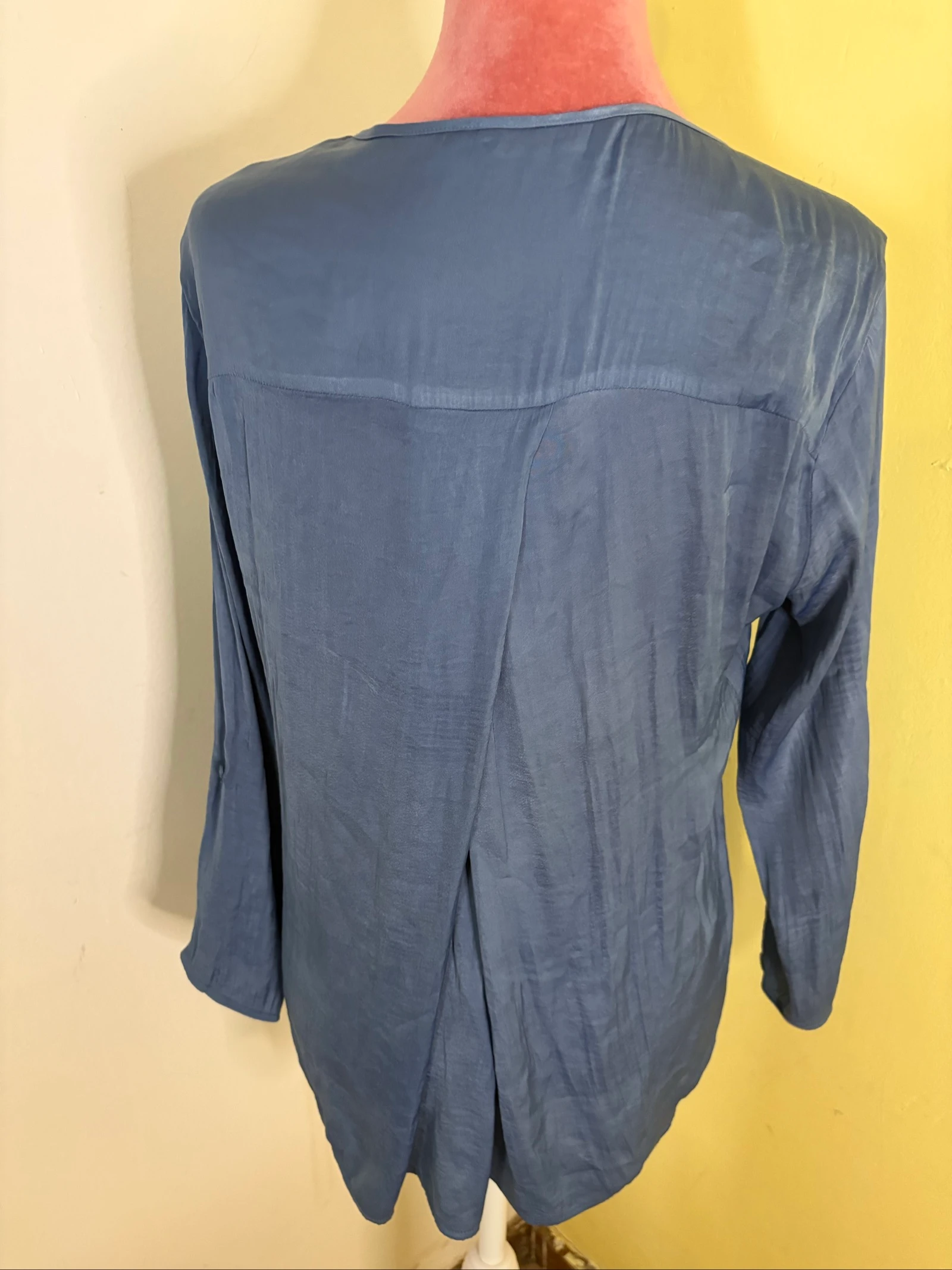 Blue Gray Flowy Blouse with V-Neck – photo 3